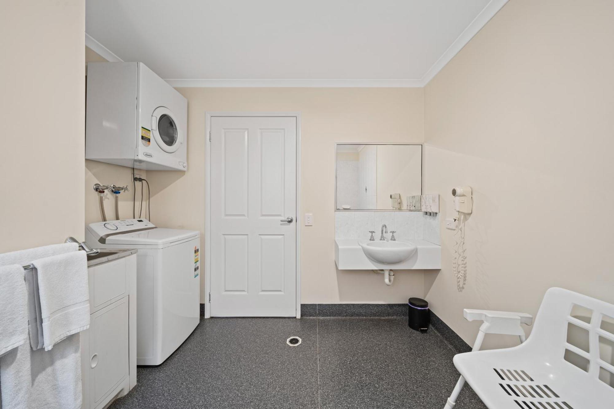 Emerald Motel Apartments Ngoại thất bức ảnh