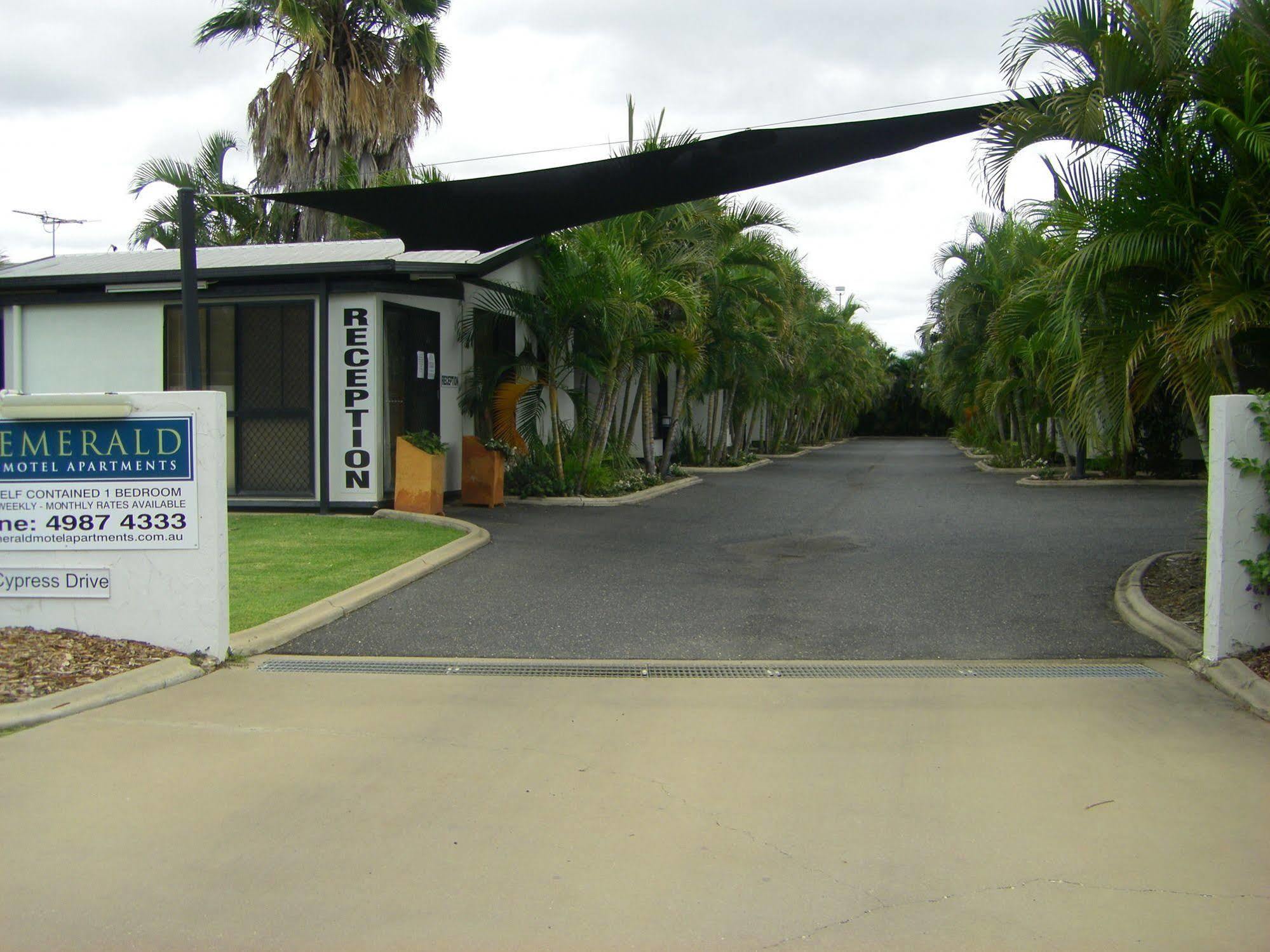 Emerald Motel Apartments Ngoại thất bức ảnh